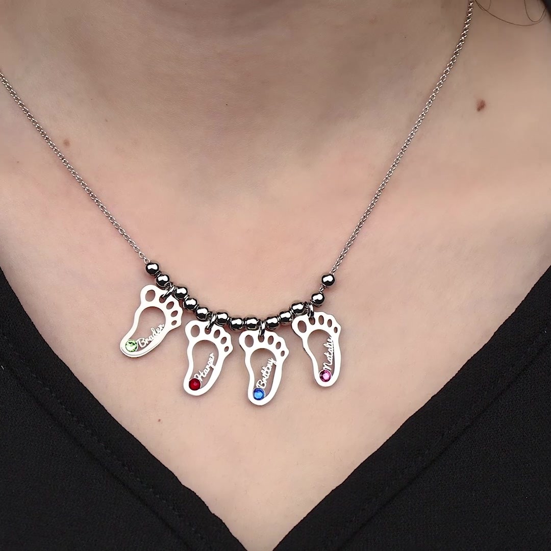Personalized Name Hollow Feet Necklace